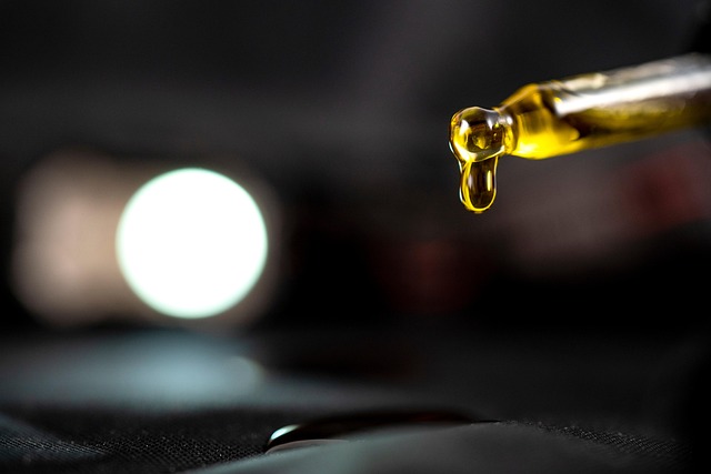 cbd-oil-6559804_640 cbd-oil-6559804_640